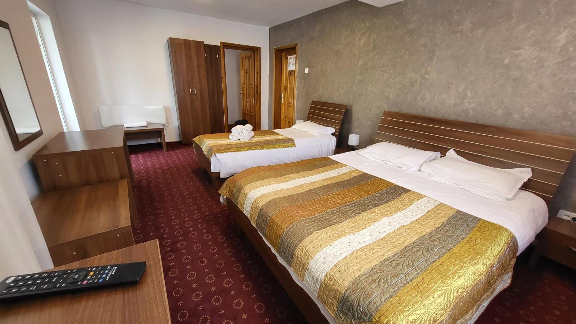 Aparthotel Boutique Global Brașov Exterior foto